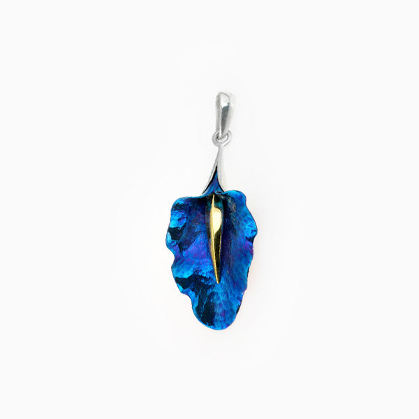 Wavy Calla Pendant - Blue