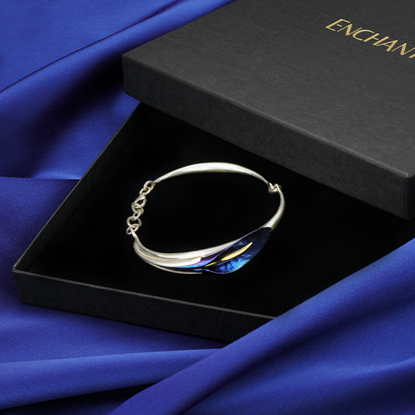 Majesty Calla Bracelet - Blue