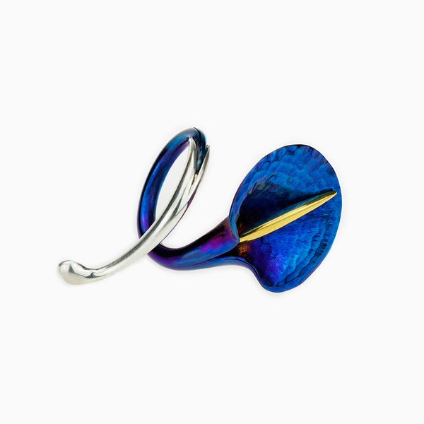Twisted Calla Ring - Blue