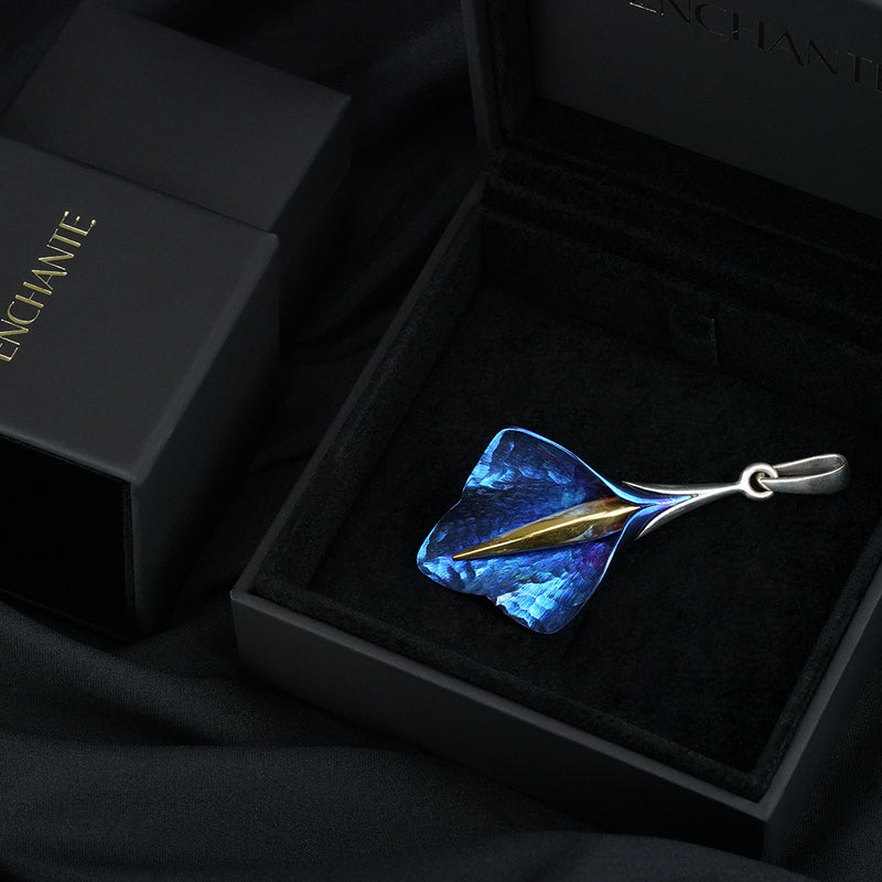 Fairy Calla Pendant - Blue