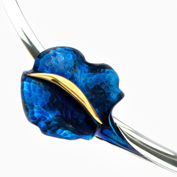 Ornate Calla Necklace - Blue