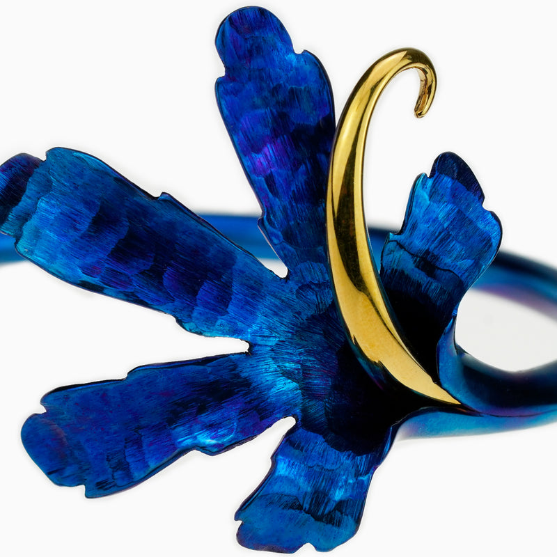 Twisted Lily Bracelet -  Blue