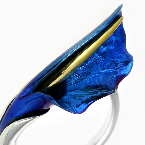 Mystery Calla Ring - Blue
