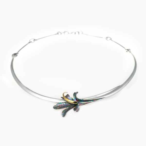 Lily Necklace - Green