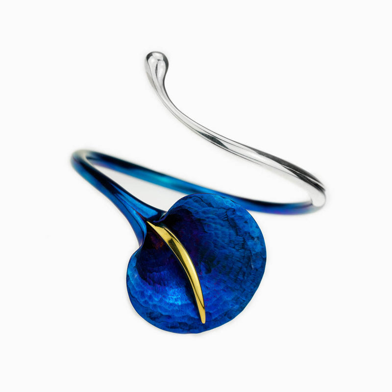 Twisted Calla Bracelet - Blue