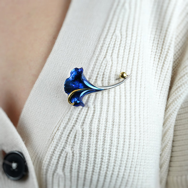 Calla Melody Brooch - Blue