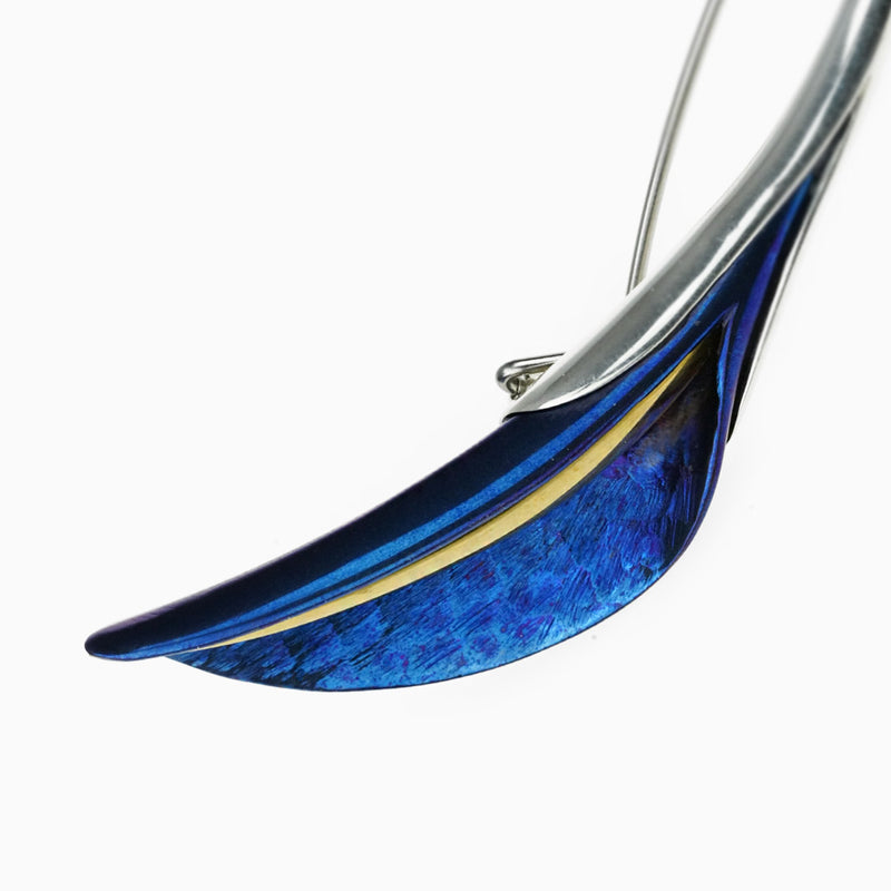 Eclipse Calla Brooch - Blue