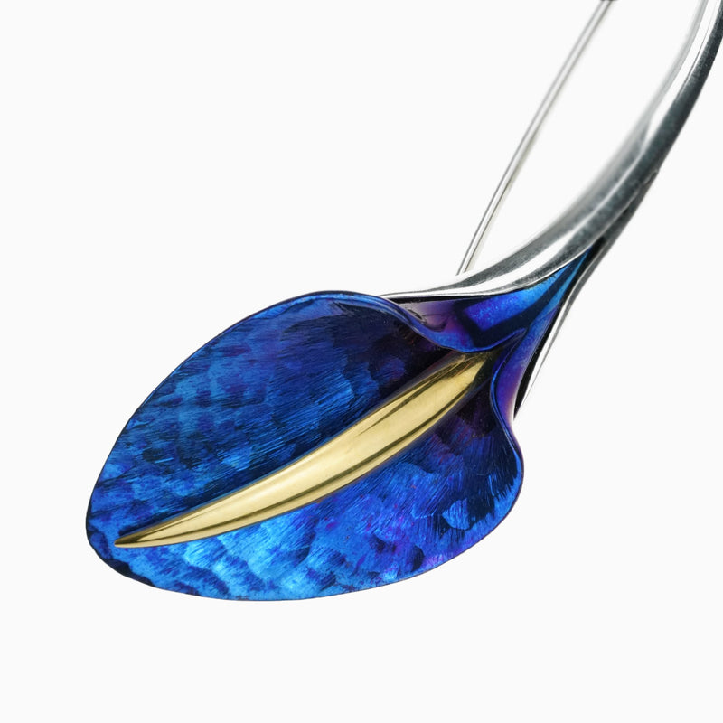 Long Calla Brooch - Blue