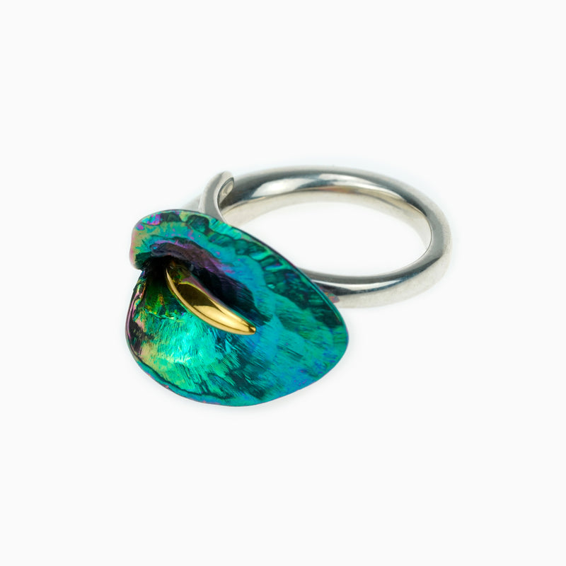 Long Calla Ring - Green