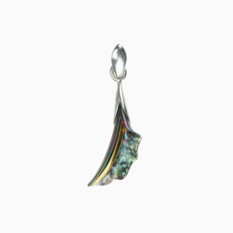 Mystery Calla Pendant - Green