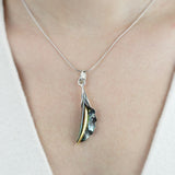 Mystery Calla Pendant - Green