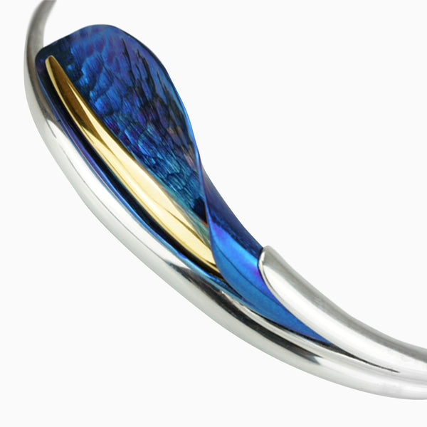 Eclipse Calla Bracelet - Blue