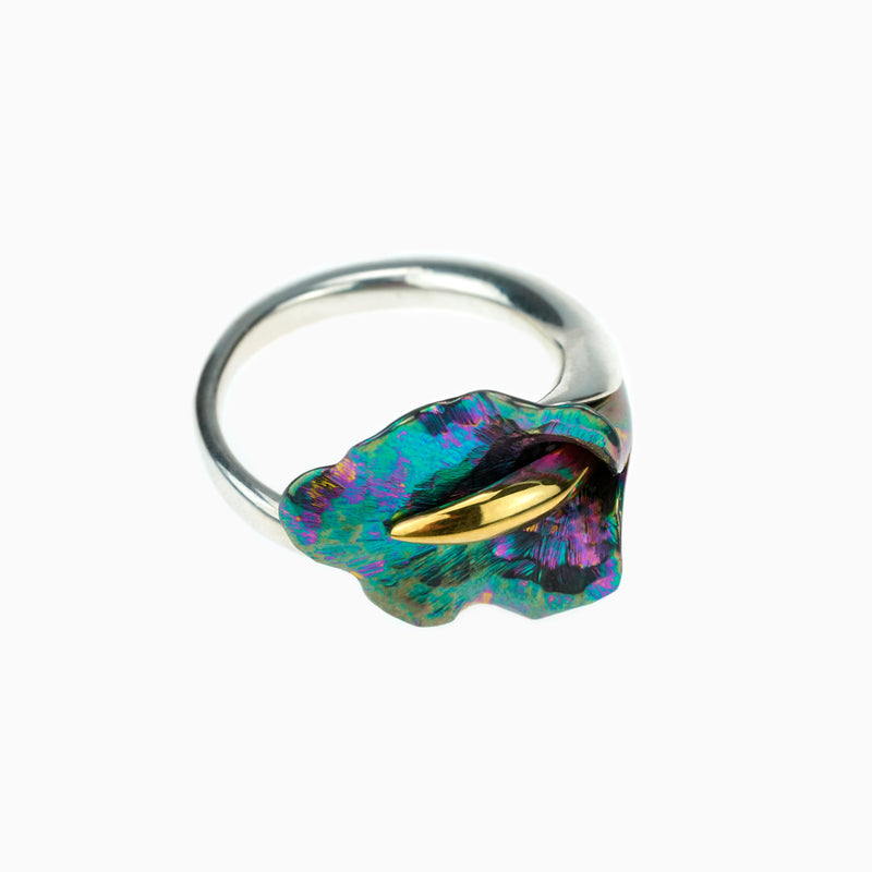 Wavy Calla Ring - Green