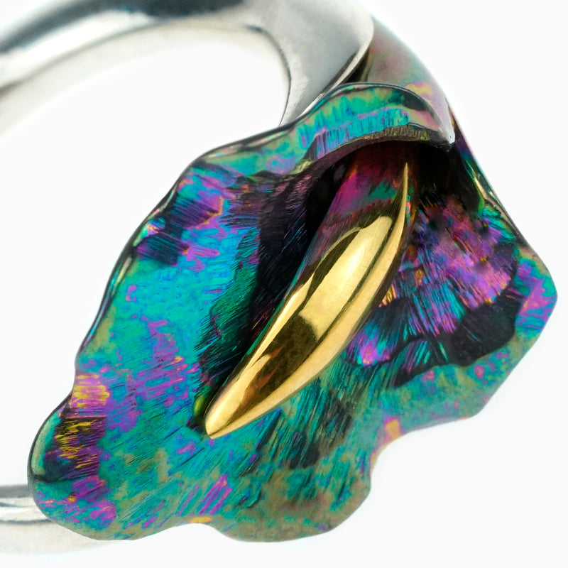 Wavy Calla Ring - Green